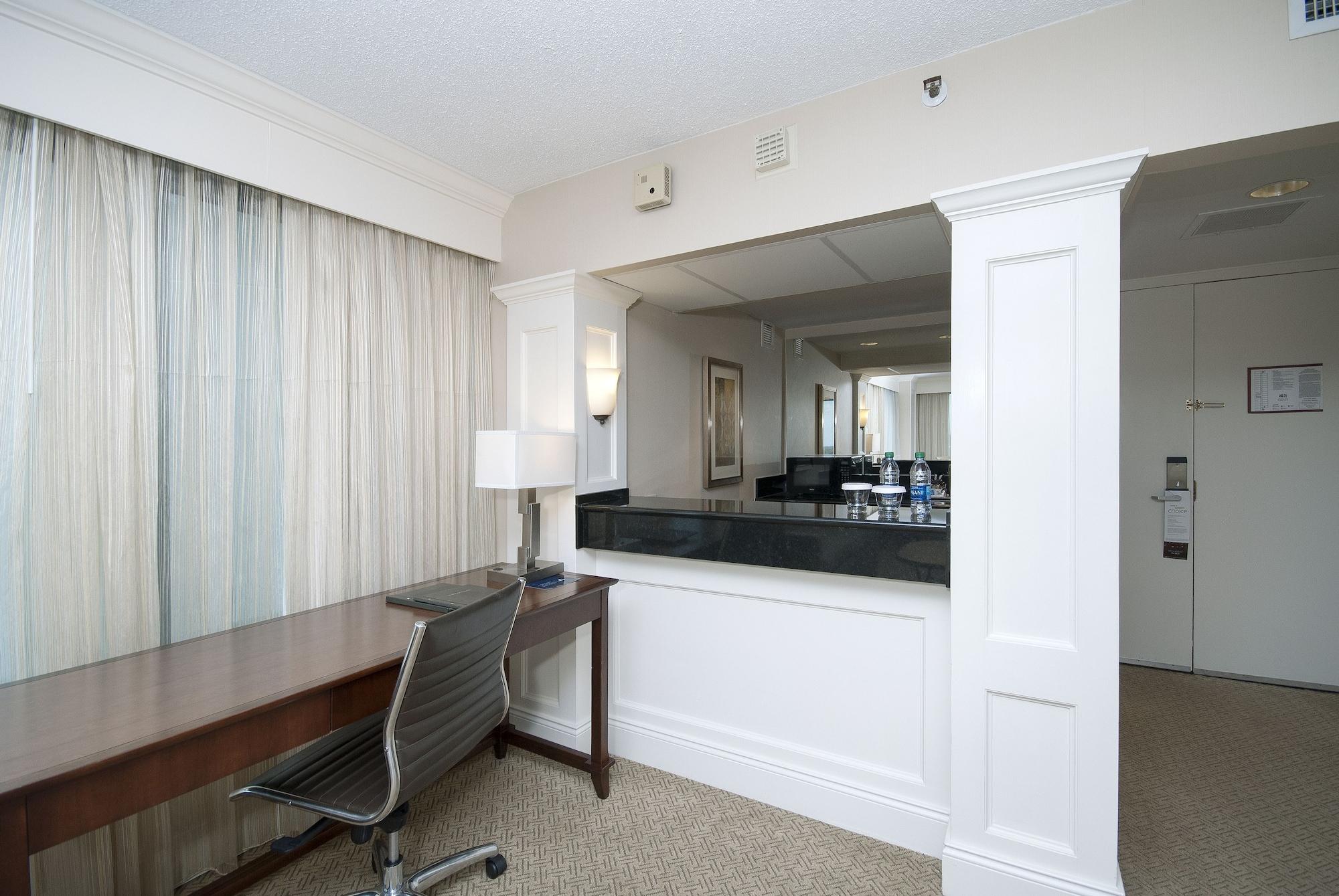 Hilton Greenville Zewnętrze zdjęcie