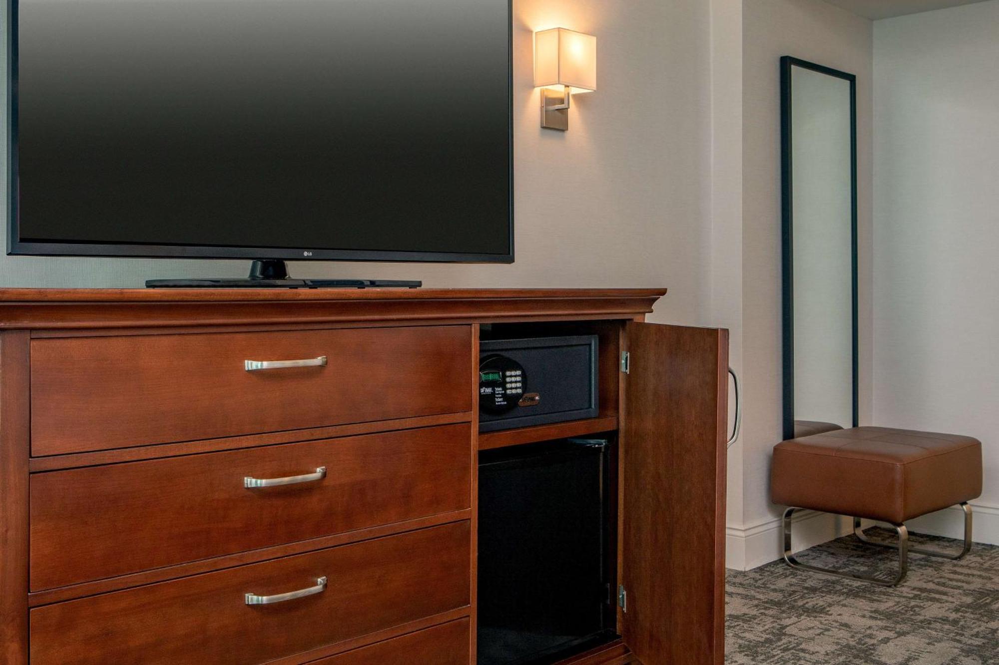 Hilton Greenville Zewnętrze zdjęcie